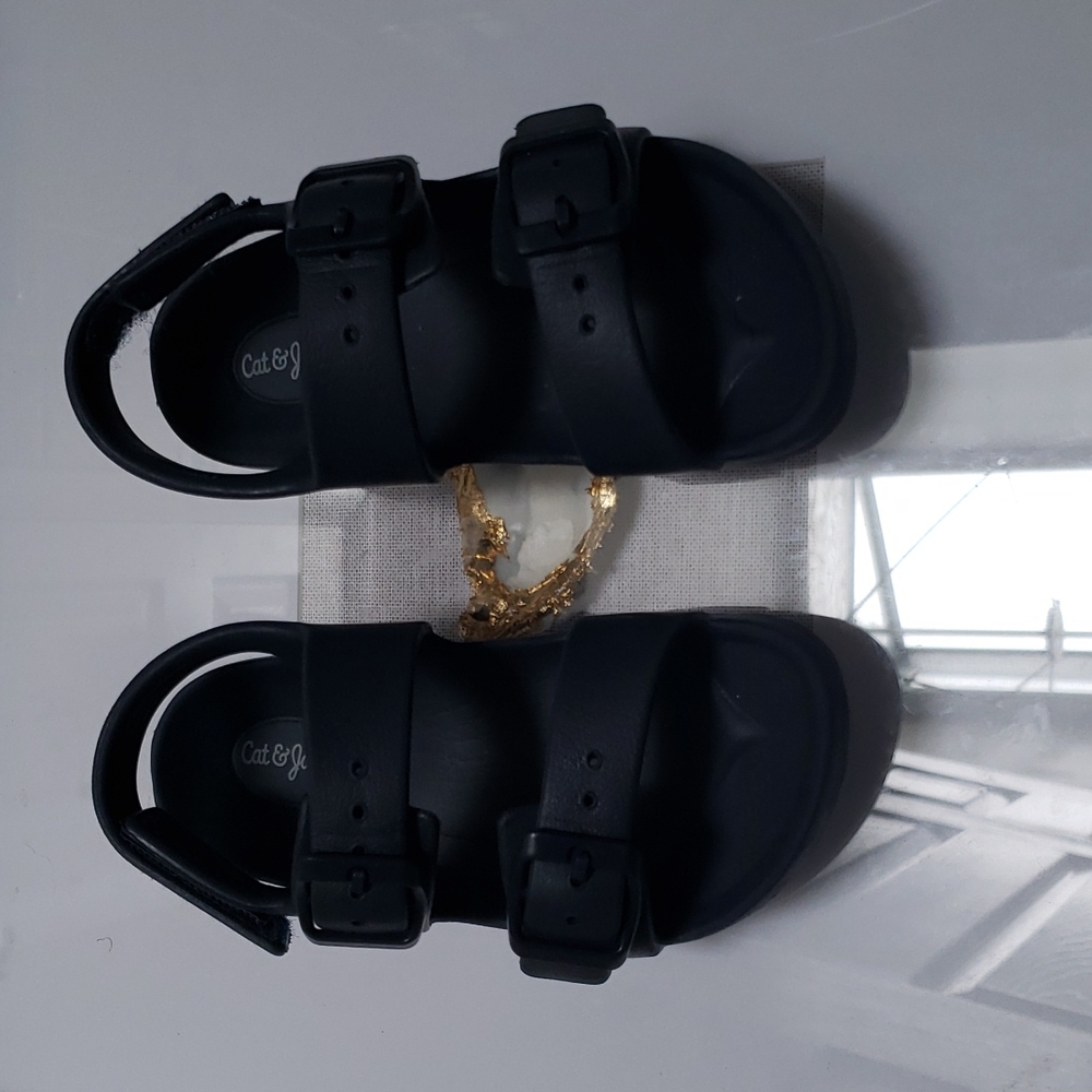 Cat and jack toddler sandals sz 8